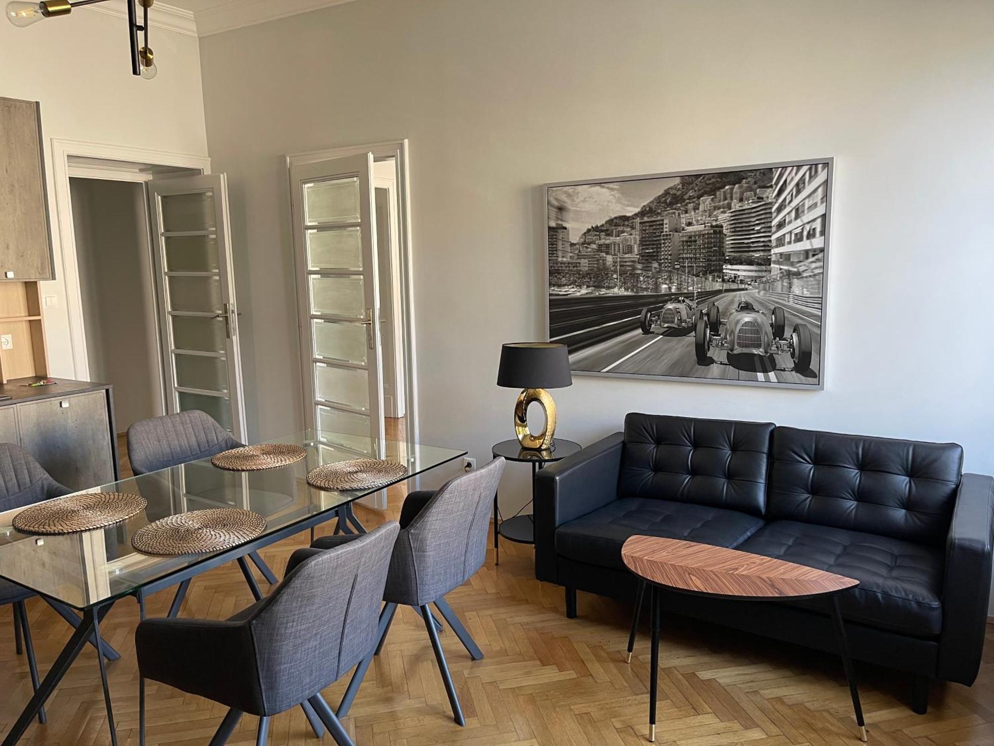 Dunin Majestic 4 Apartament *